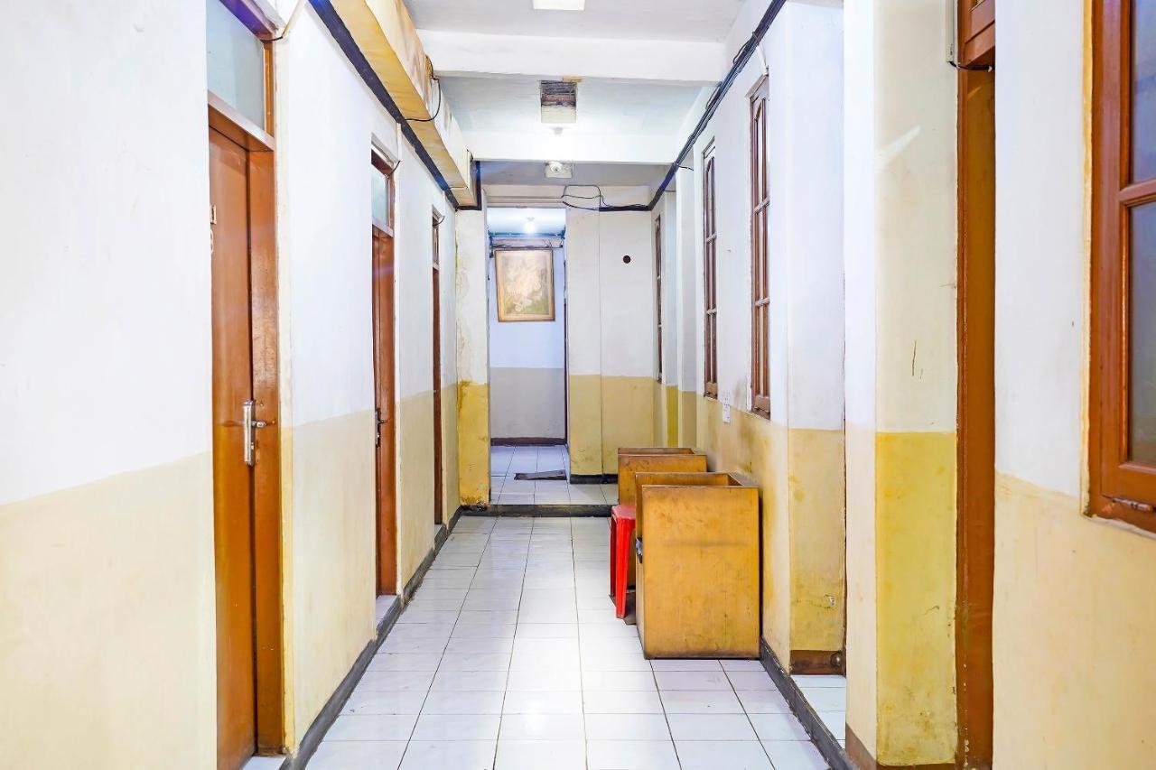 Spot On 91444 Hotel Arimbi Bandung Exterior foto